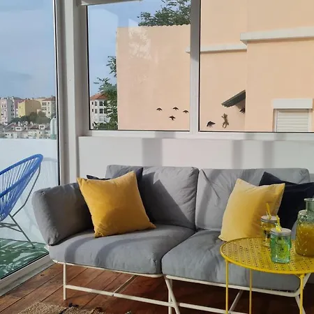 Appartement Happy - With A View, Private Terrace & Ac Lissabon