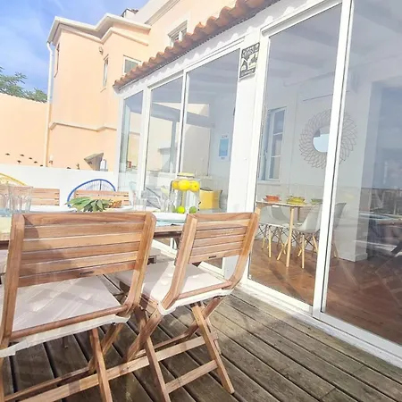 Happy - With A View, Private Terrace & Ac