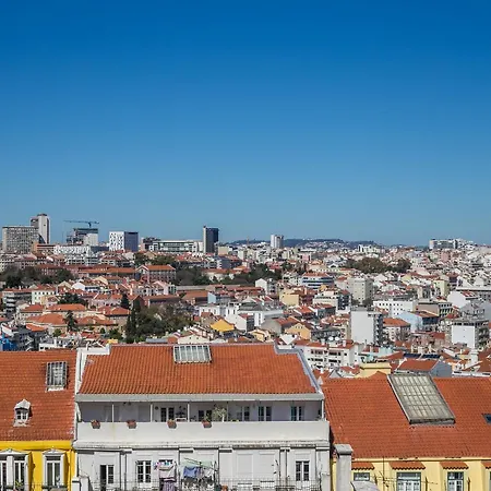 Happy - With A View, Private Terrace & Ac * Lissabon