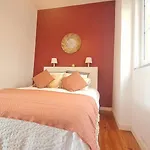 Апартаменты Happy - With A View, Private Terrace & Ac *