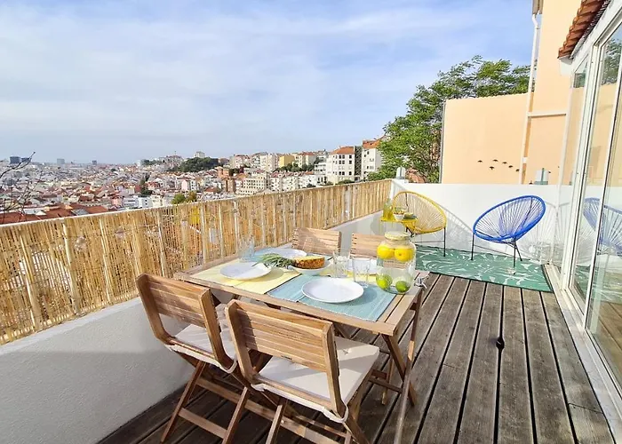 Happy - With A View, Private Terrace & Ac Lissabon